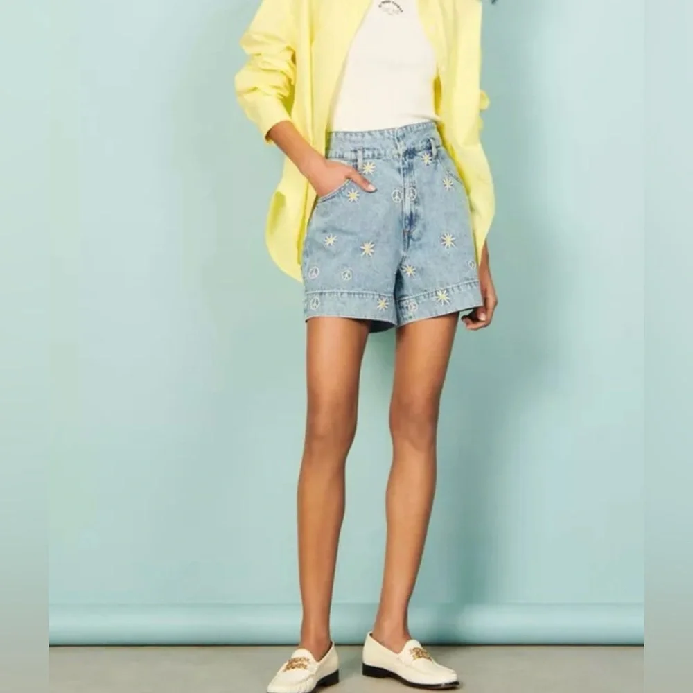 Sandro Younes Embroidered High Rise Organic Denim Shorts - Picture 2 of 10